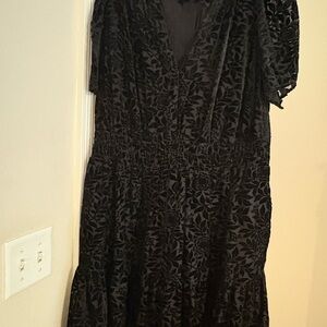 Anthropologie Somerset Velvet mini, worn one time